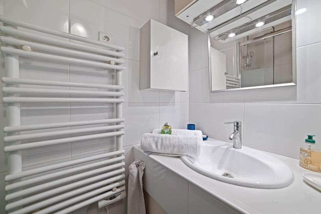 Artistic Apartment In Paris 12 Exteriér fotografie